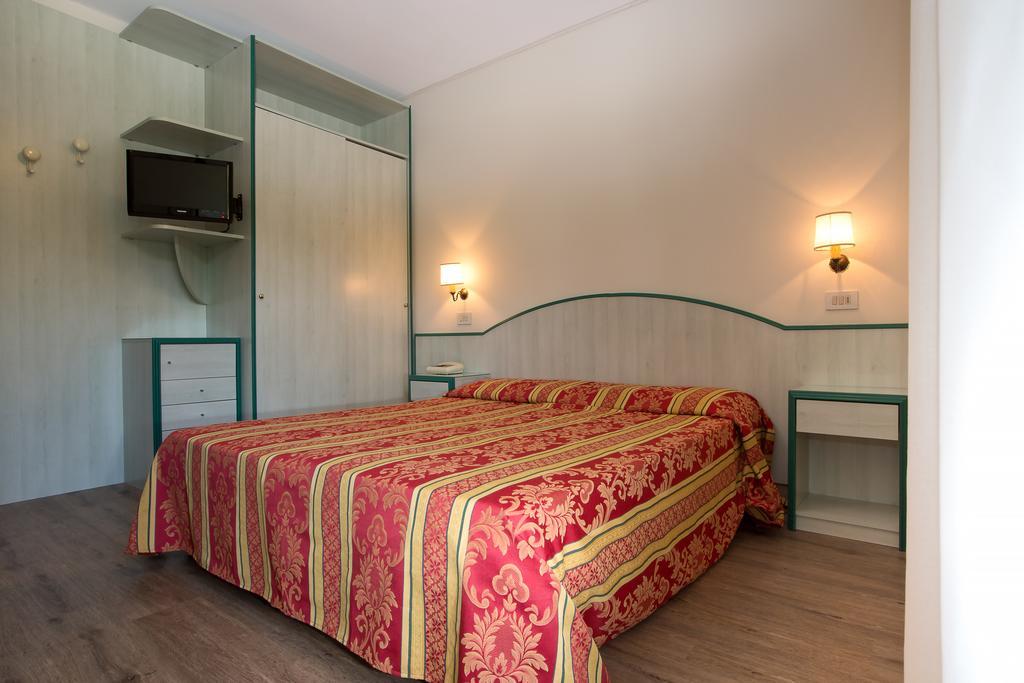 Hotel San Marco Линяно Сабиадоро Екстериор снимка